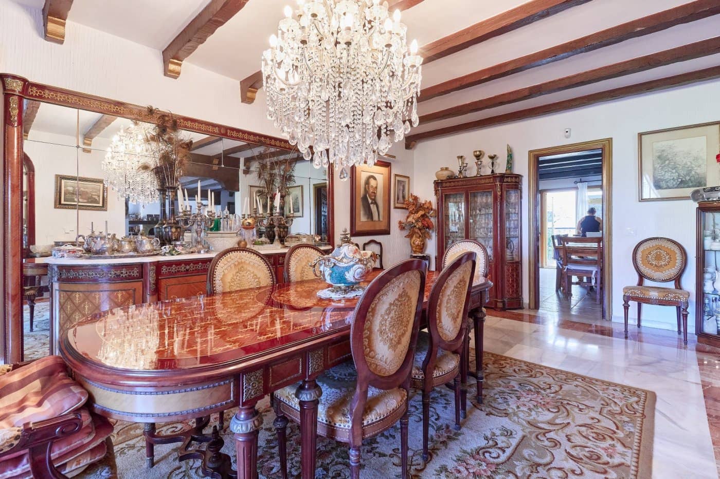 8 soveværelse Villa til salg i Marbella med swimmingpool garage - € 1.765.000 (Ref: 7284409)