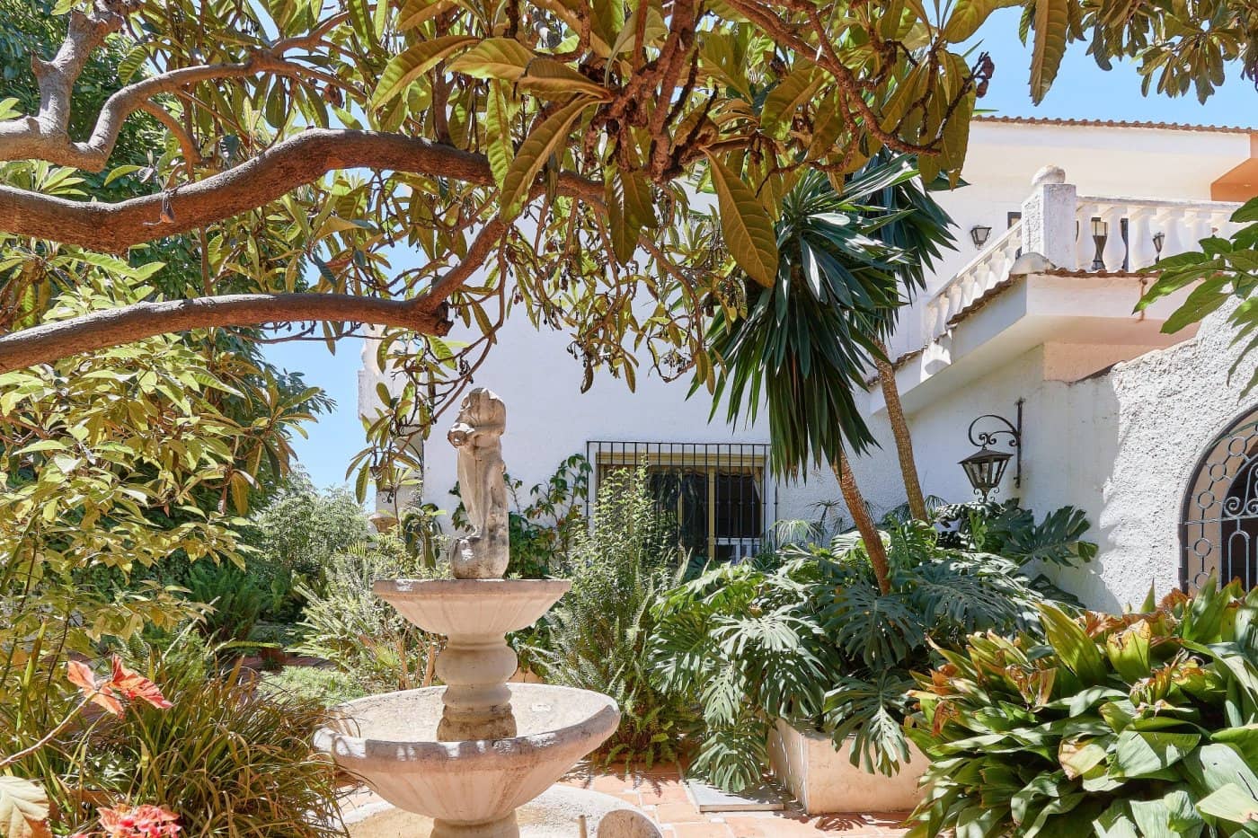 8 soveværelse Villa til salg i Marbella med swimmingpool garage - € 1.765.000 (Ref: 7284409)