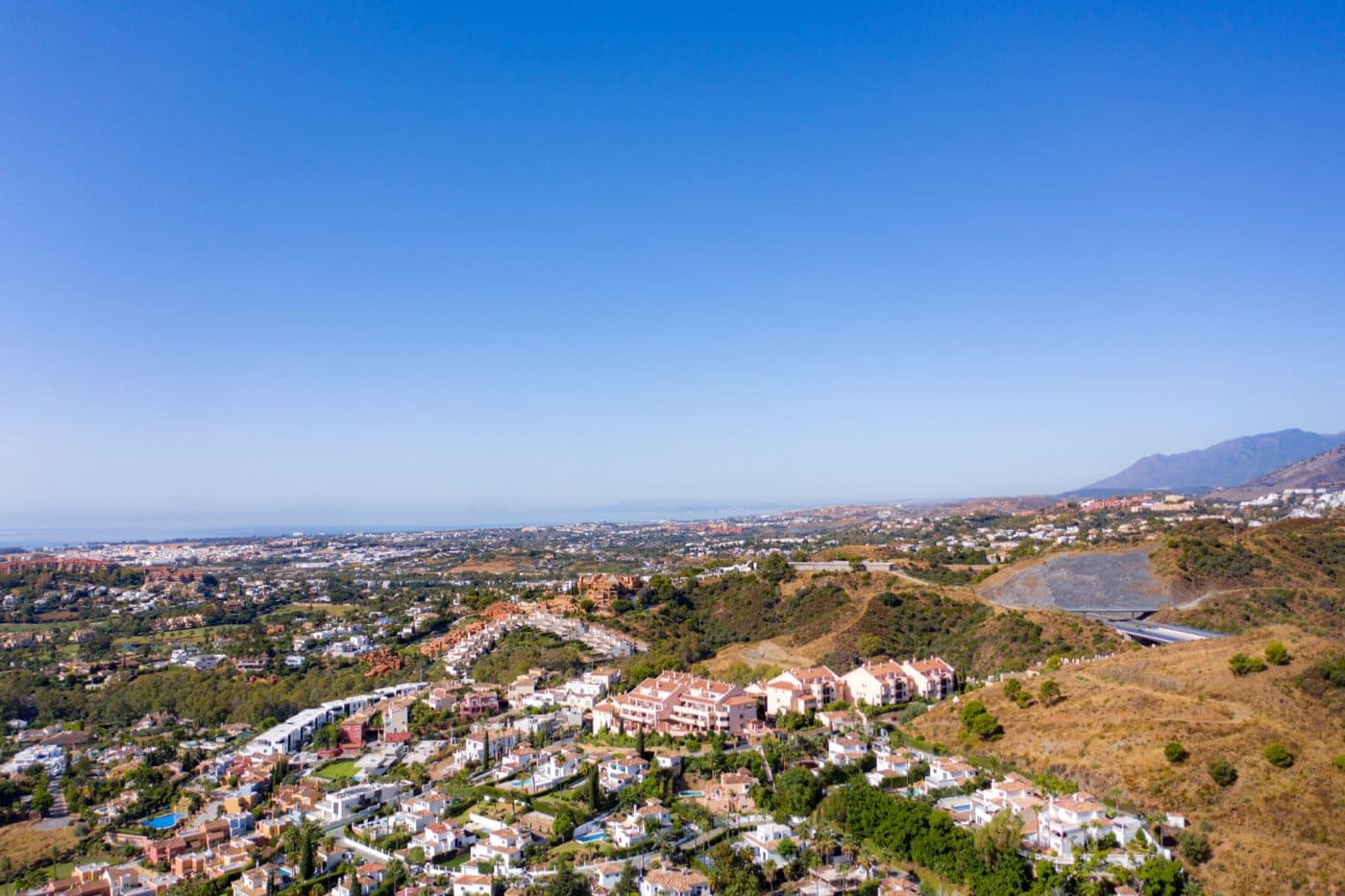 4 bedroom Villa for sale in Nueva Andalucia with pool garage - € 2,600,000 (Ref: 7284428)