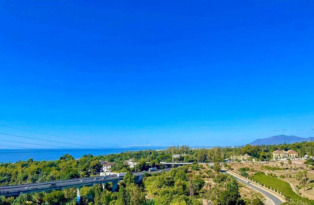 3 bedroom Villa for sale in Golden Mile with pool garage - € 1,950,000 (Ref: 7284454)