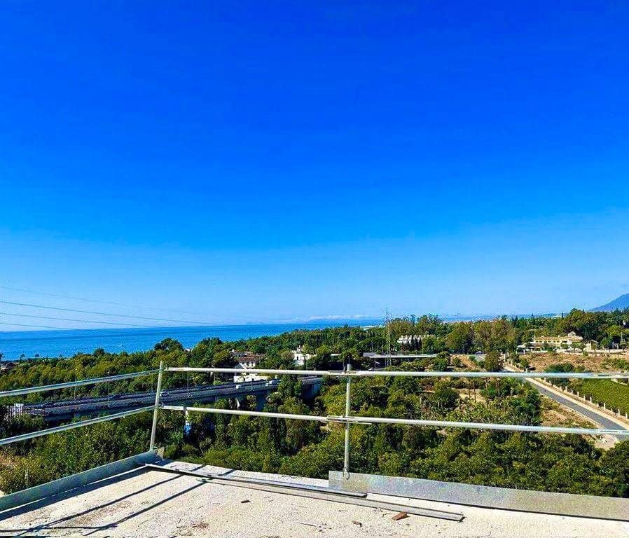 3 bedroom Villa for sale in Golden Mile with pool garage - € 1,950,000 (Ref: 7284454)