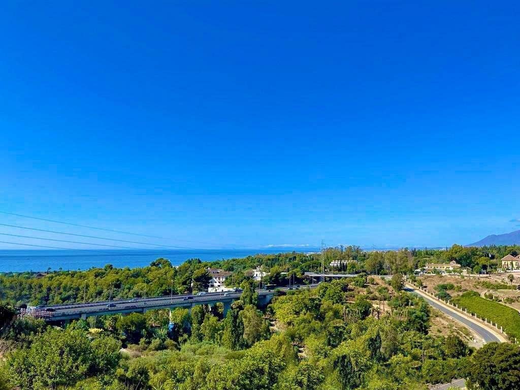 3 bedroom Villa for sale in Golden Mile with pool garage - € 1,950,000 (Ref: 7284454)