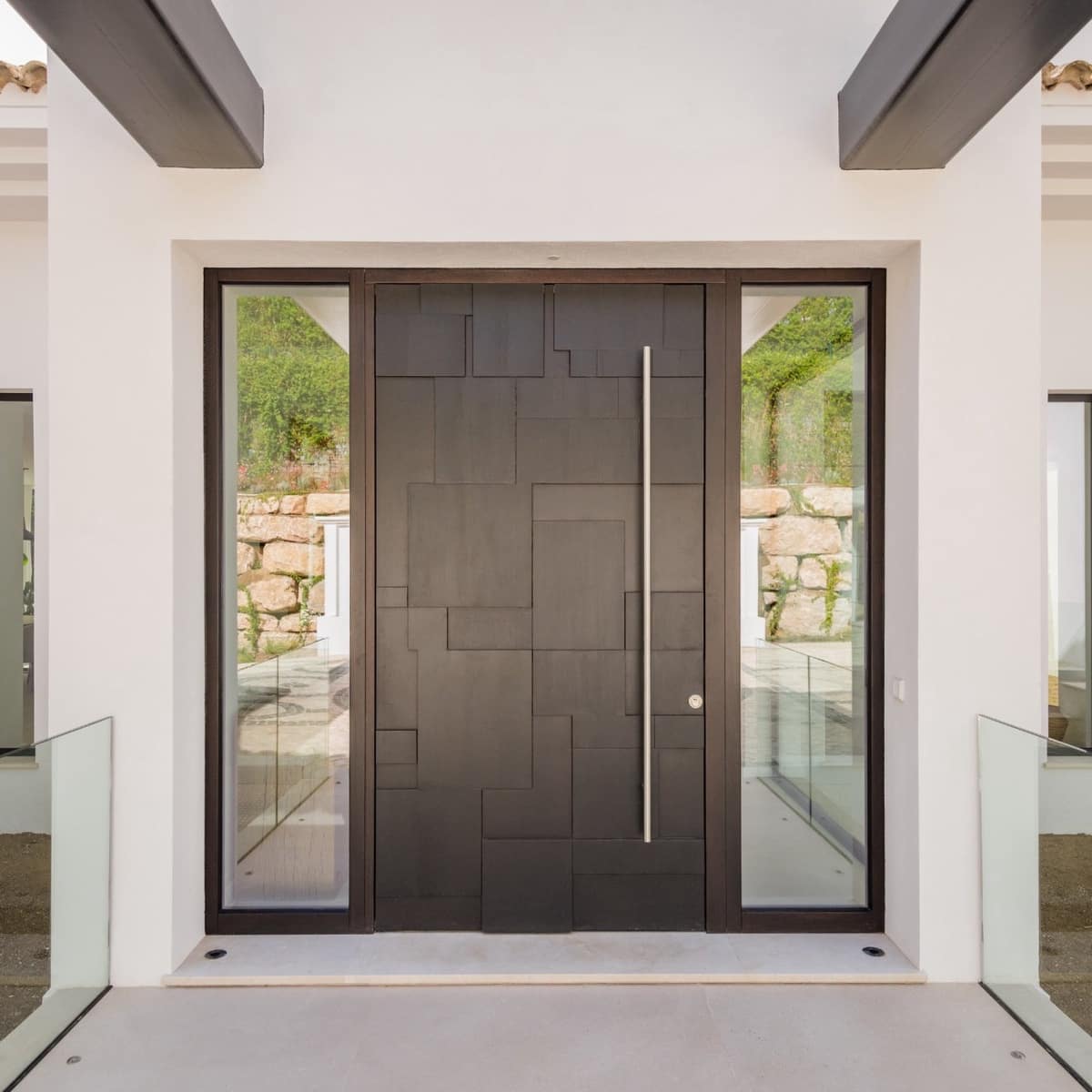 5 bedroom Villa for sale in El Paraiso with pool garage - € 6,350,000 (Ref: 7284509)