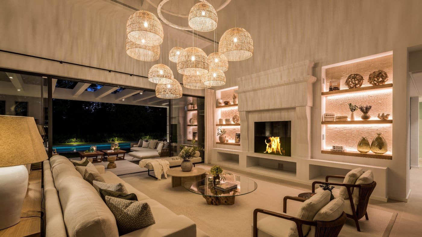 5 bedroom Villa for sale in El Paraiso with pool garage - € 6,350,000 (Ref: 7284509)