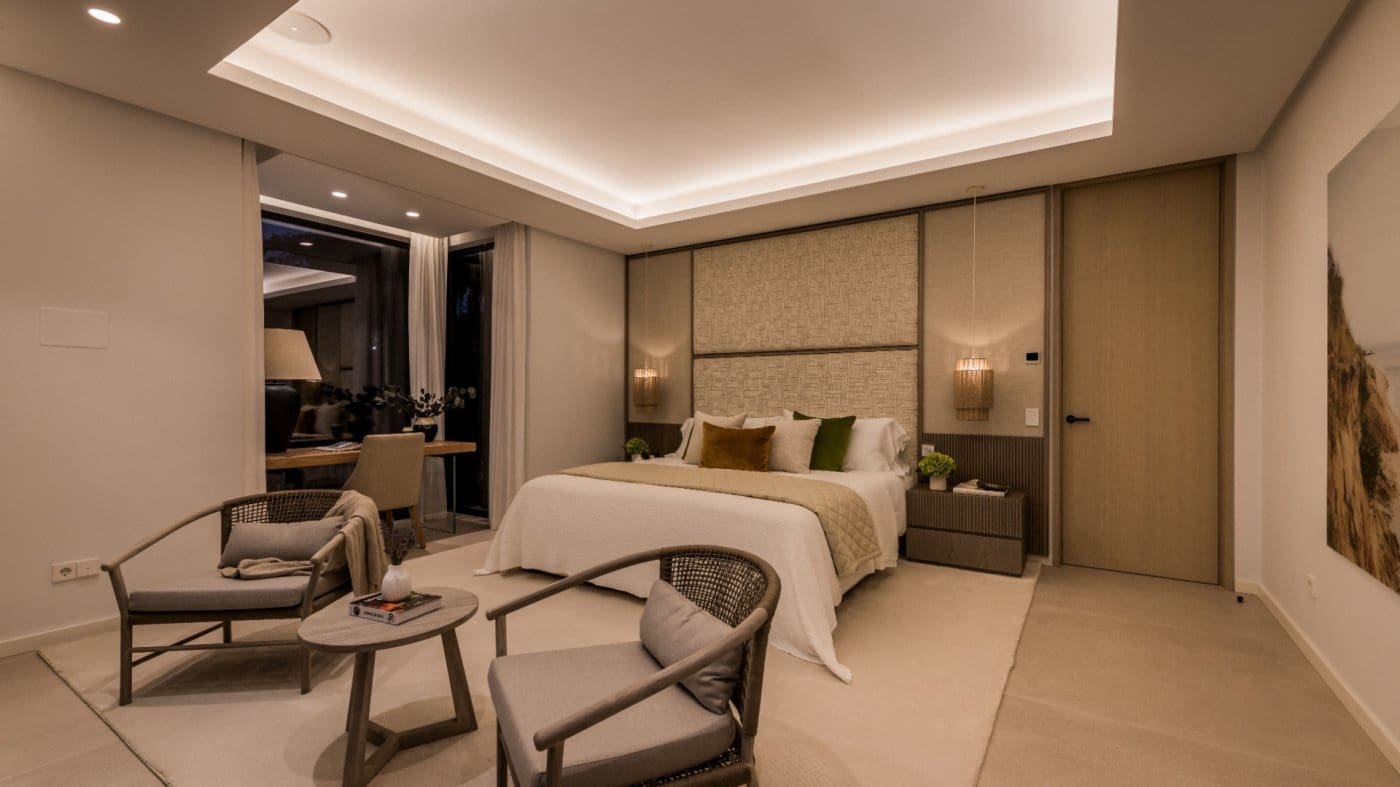 5 bedroom Villa for sale in El Paraiso with pool garage - € 6,350,000 (Ref: 7284509)