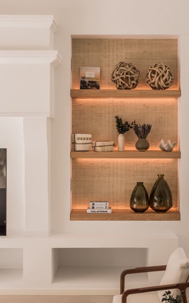 5 bedroom Villa for sale in El Paraiso with pool garage - € 6,350,000 (Ref: 7284509)