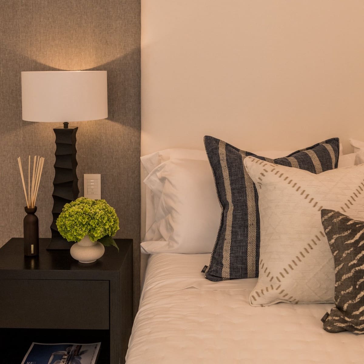 5 bedroom Villa for sale in El Paraiso with pool garage - € 6,350,000 (Ref: 7284509)