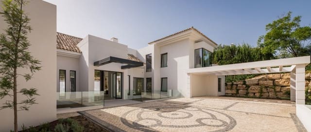 5 bedroom Villa for sale in El Paraiso, Estepona with pool garage - € 6,350,000 (Ref: 7284509)