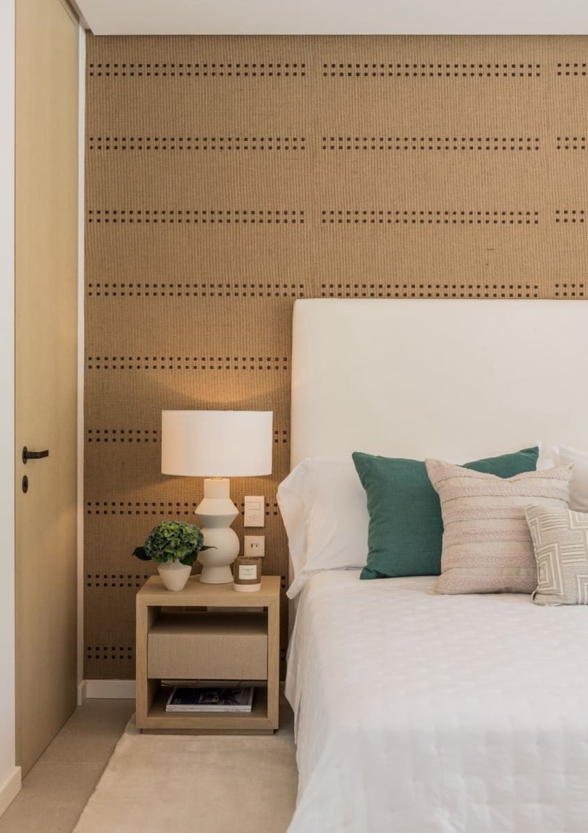 5 bedroom Villa for sale in El Paraiso with pool garage - € 6,350,000 (Ref: 7284509)