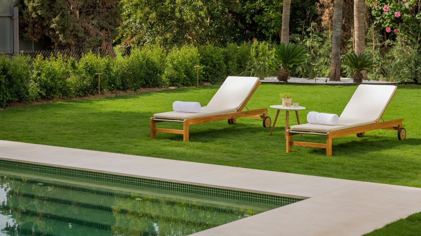 5 bedroom Villa for sale in El Paraiso with pool garage - € 6,350,000 (Ref: 7284509)