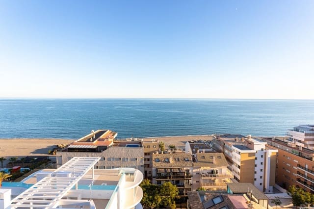 2 bedroom Penthouse for sale in Carvajal, Fuengirola with pool garage - € 1,250,000 (Ref: 7300968)