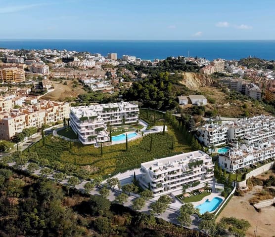 3 sypialnia Penthouse na sprzedaż w Los Pacos, Fuengirola z basenem garażem - 549 950 € (Ref: 7502938)