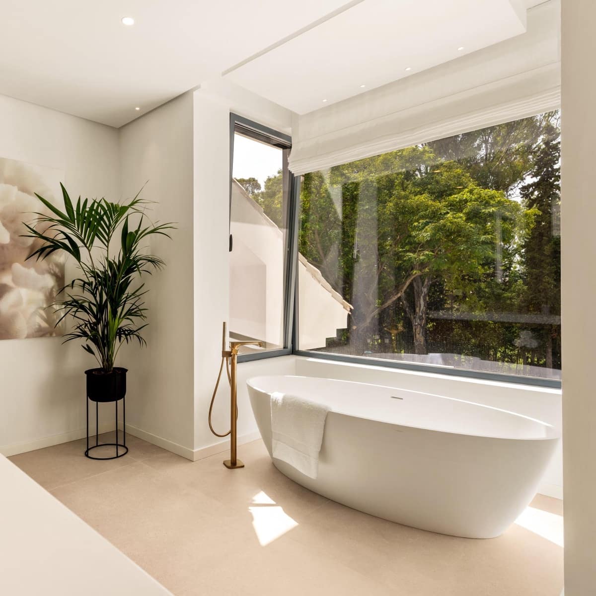 5 sypialnia Willa na sprzedaż w El Paraiso z basenem garażem - 6 350 000 € (Ref: 7521187)