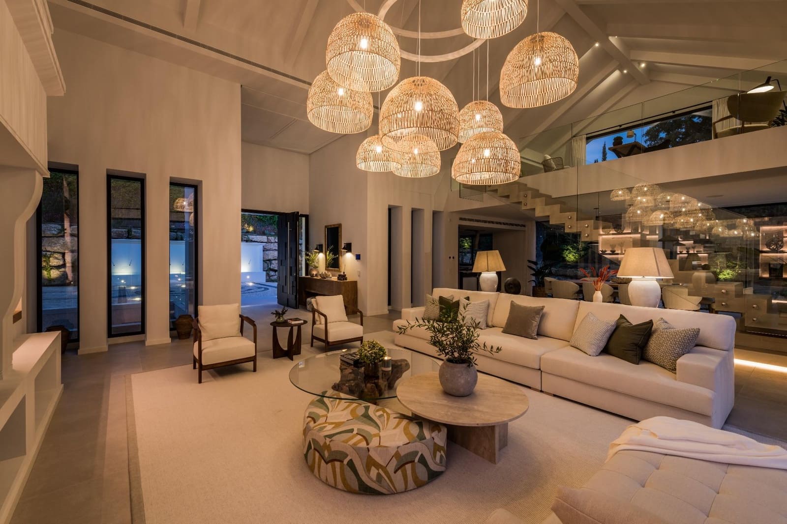 5 sypialnia Willa na sprzedaż w El Paraiso z basenem garażem - 6 350 000 € (Ref: 7521187)