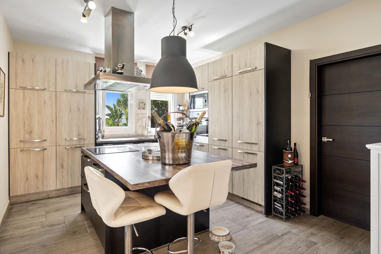 4 bedroom Villa for sale in Mijas with pool garage - € 1,895,000 (Ref: 7619592)