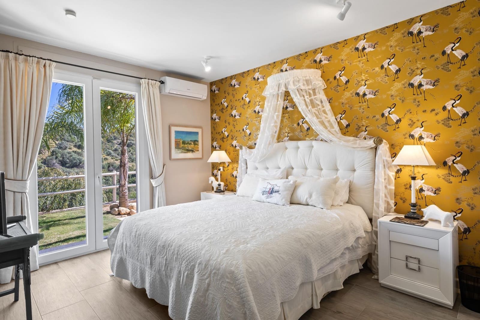 4 bedroom Villa for sale in Mijas with pool garage - € 1,895,000 (Ref: 7619592)