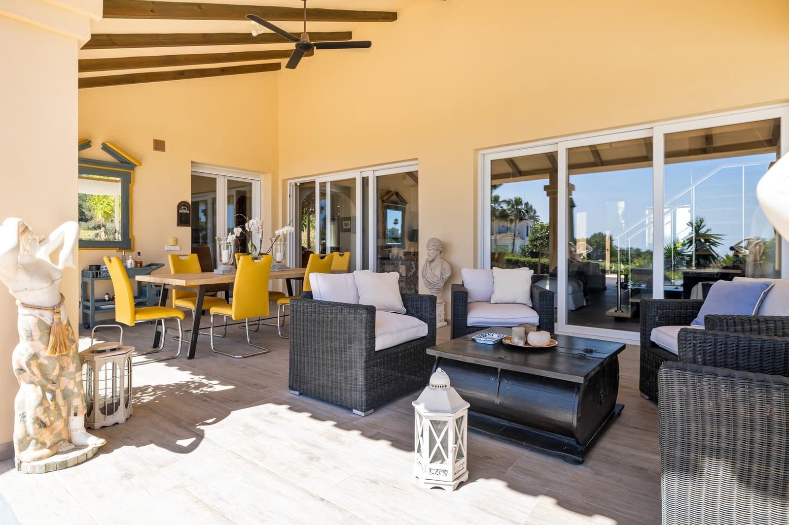4 bedroom Villa for sale in Mijas with pool garage - € 1,895,000 (Ref: 7619592)
