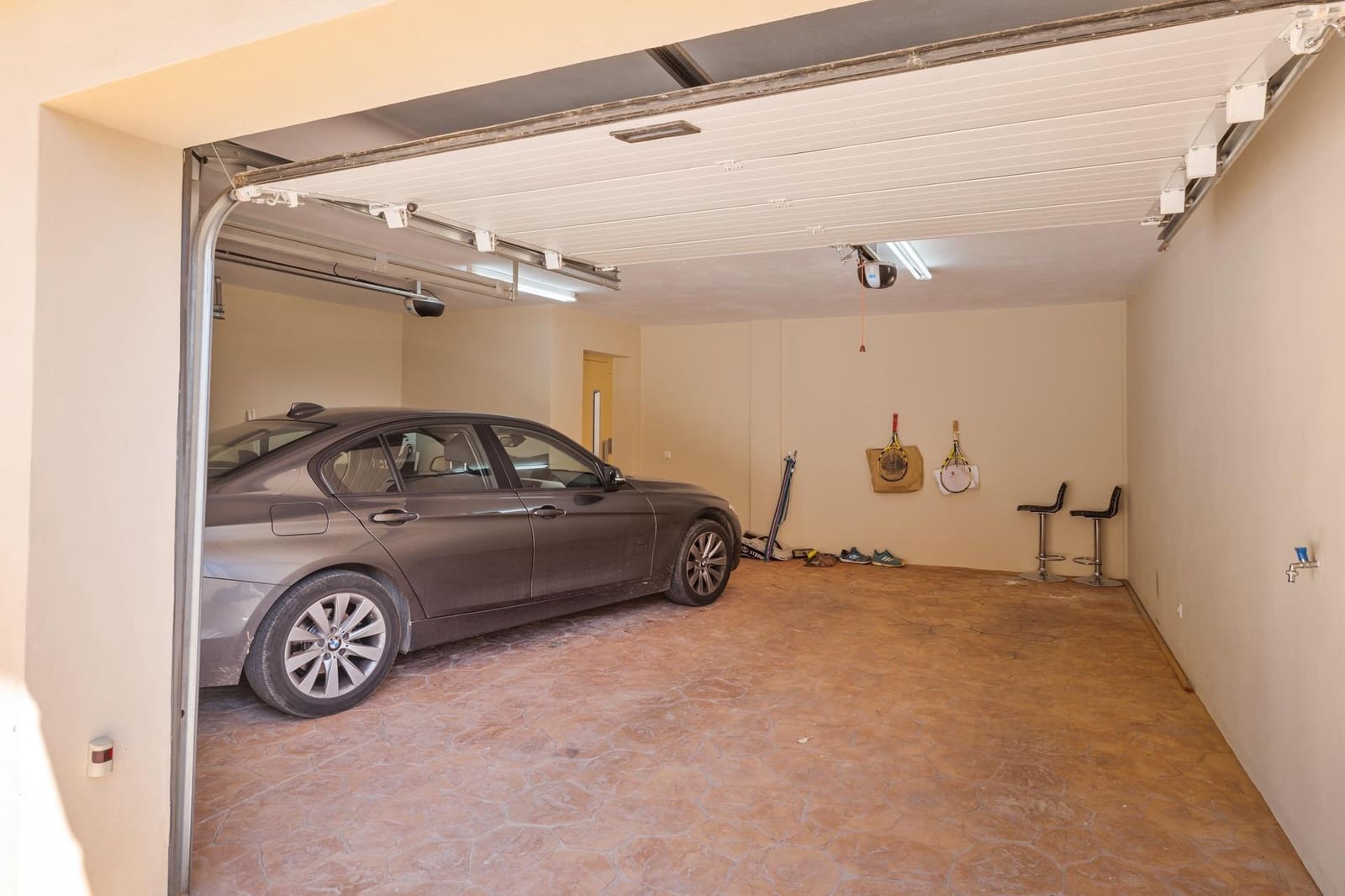 4 bedroom Villa for sale in Mijas with pool garage - € 1,895,000 (Ref: 7619592)