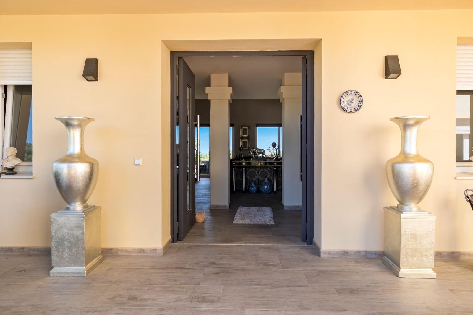 4 bedroom Villa for sale in Mijas with pool garage - € 1,895,000 (Ref: 7619592)