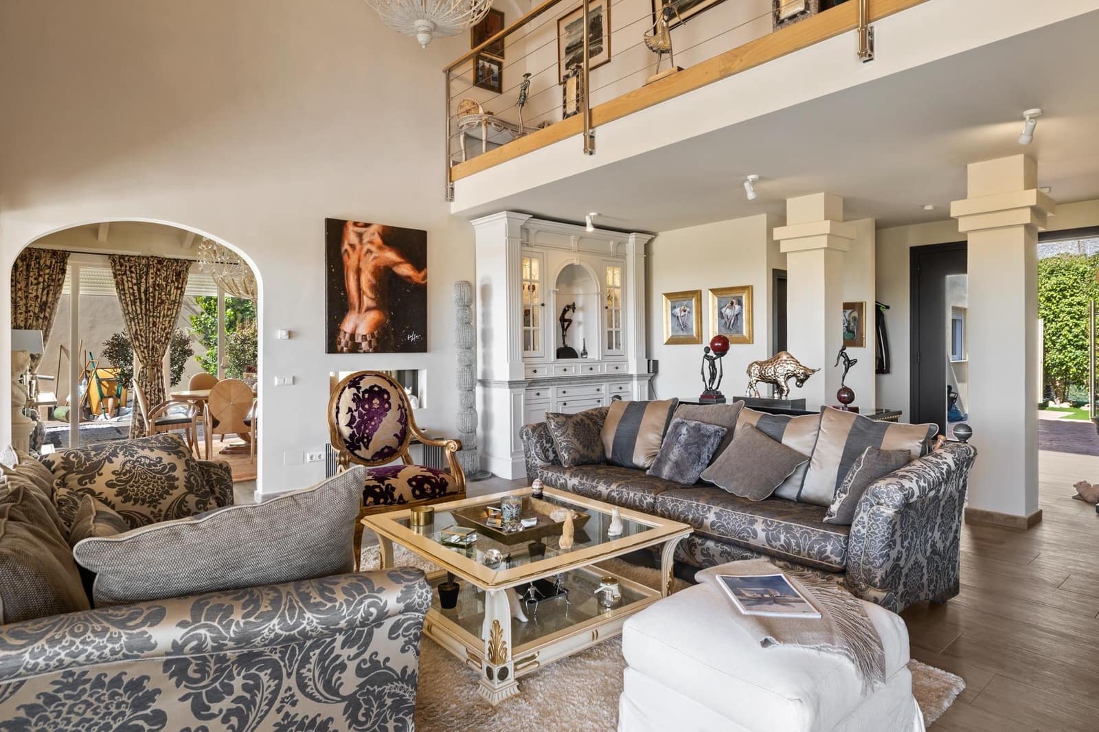 4 bedroom Villa for sale in Mijas with pool garage - € 1,895,000 (Ref: 7619592)