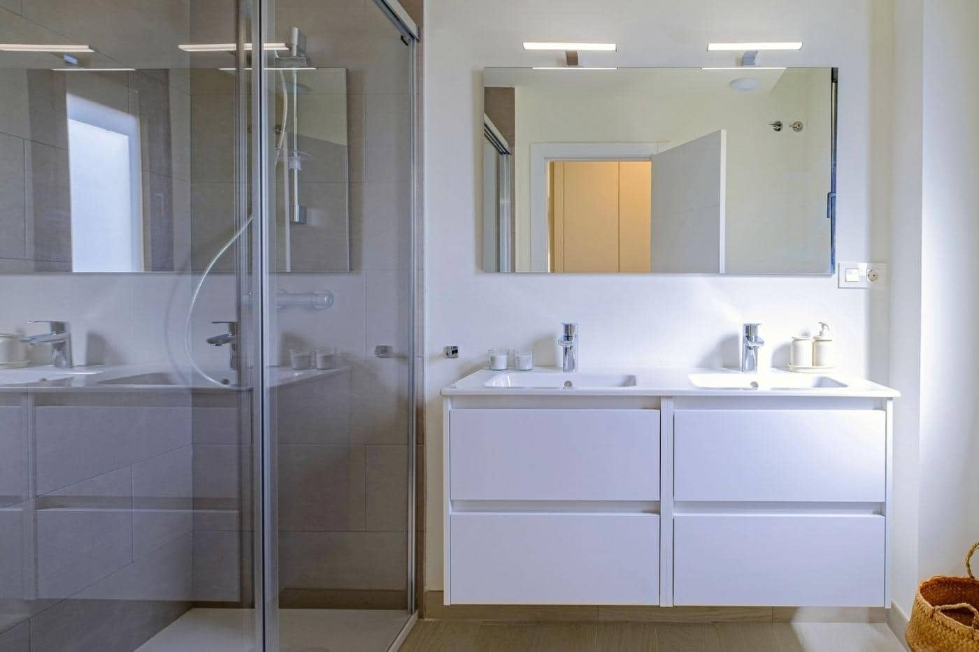 2 sypialnia Apartament na sprzedaż w Casares z basenem garażem - 305 000 € (Ref: 7654845)