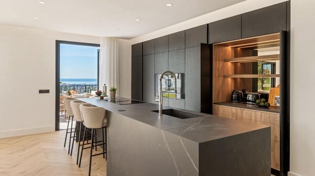 5 makuuhuone Huvila myytävänä paikassa Monte Halcones, Benahavís mukana uima-altaan 
autotalli - 3 950 000 € (Ref: 7686649)