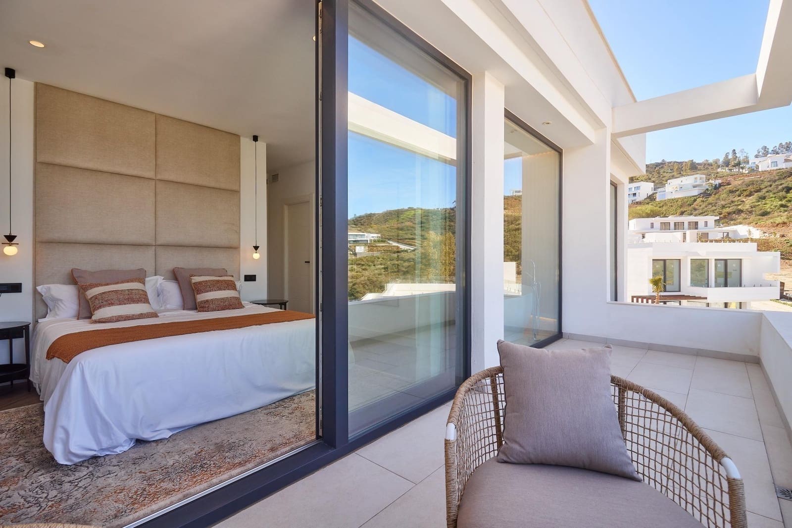 4 sovrum Villa till salu i La Cala de Mijas med pool garage - 945 000 € (Ref: 7782735)