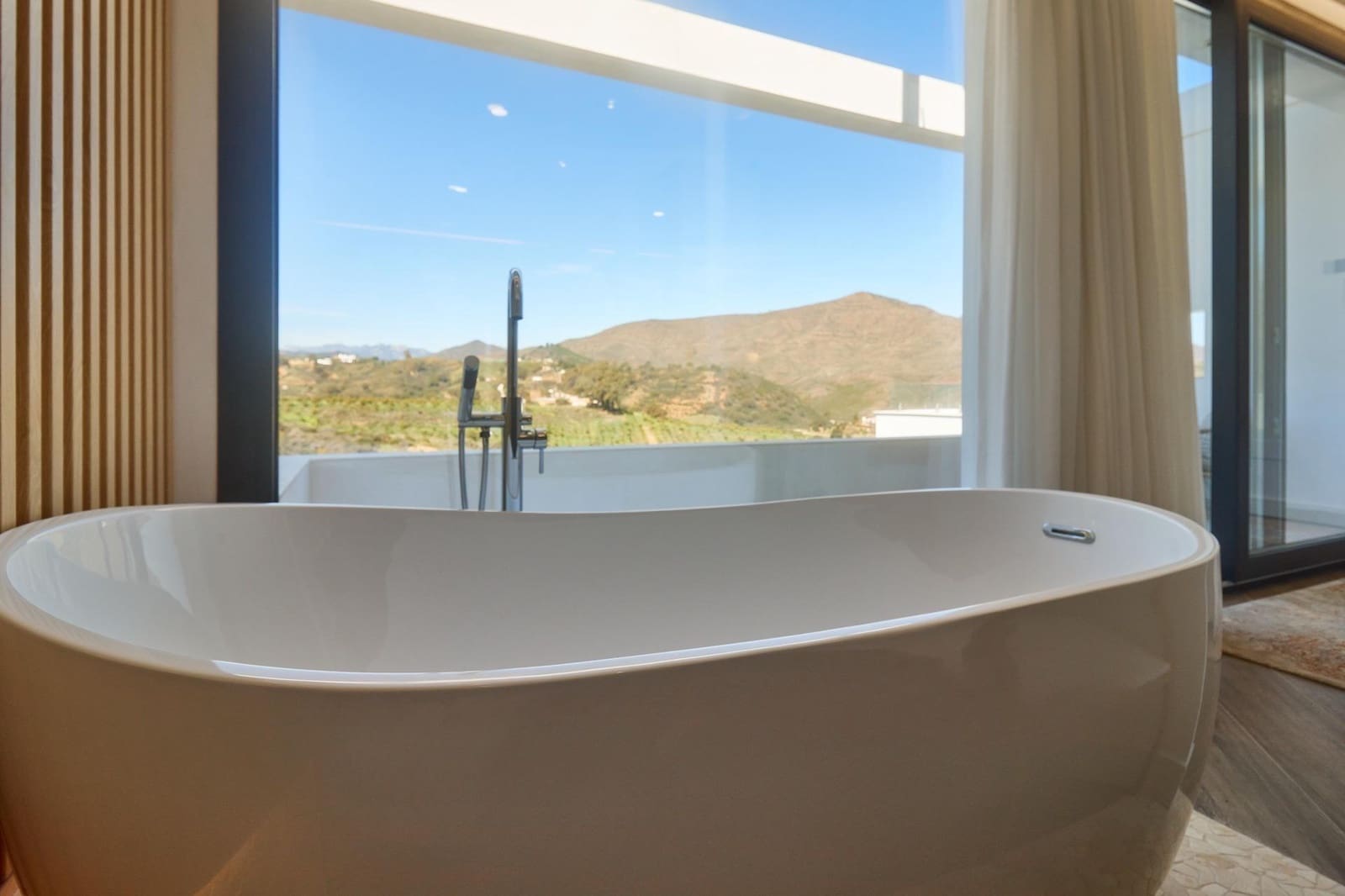 4 sovrum Villa till salu i La Cala de Mijas med pool garage - 945 000 € (Ref: 7782735)