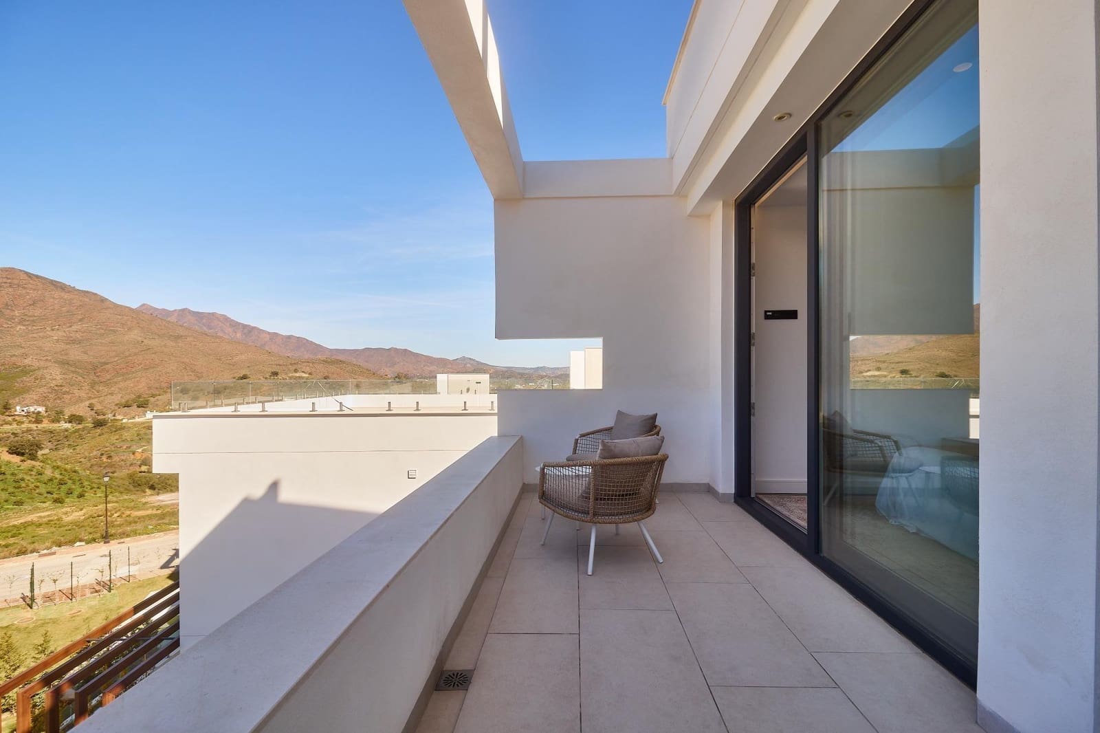 4 sovrum Villa till salu i La Cala de Mijas med pool garage - 945 000 € (Ref: 7782735)