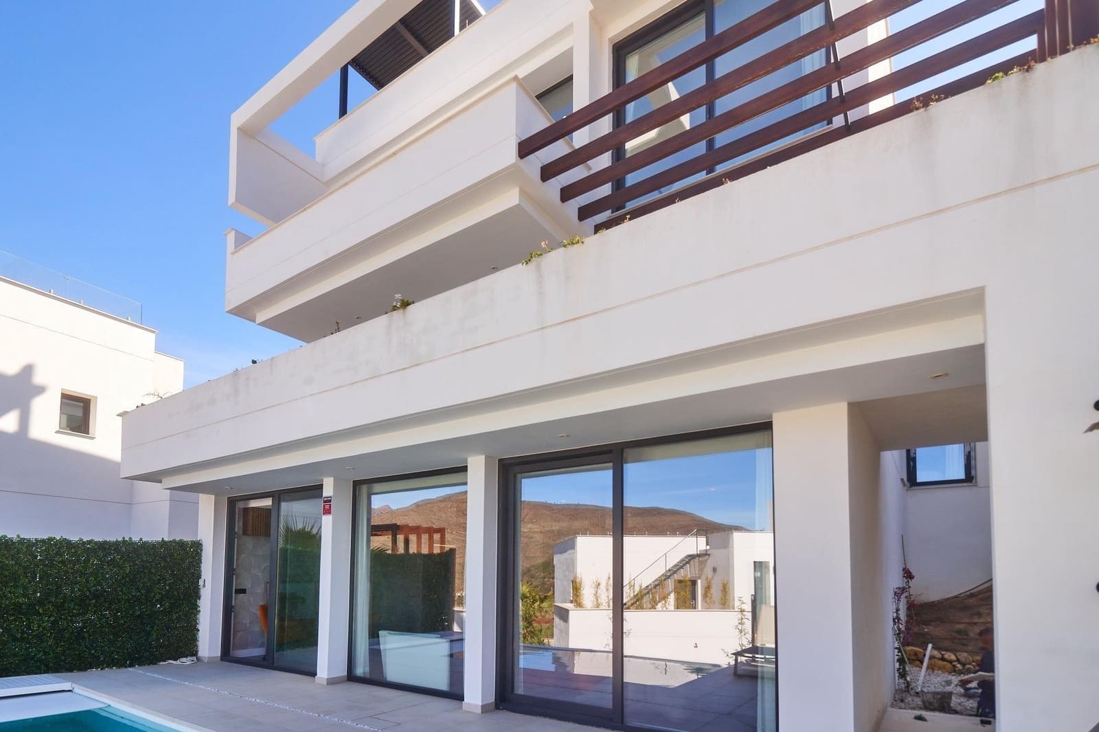 4 sovrum Villa till salu i La Cala de Mijas med pool garage - 945 000 € (Ref: 7782735)