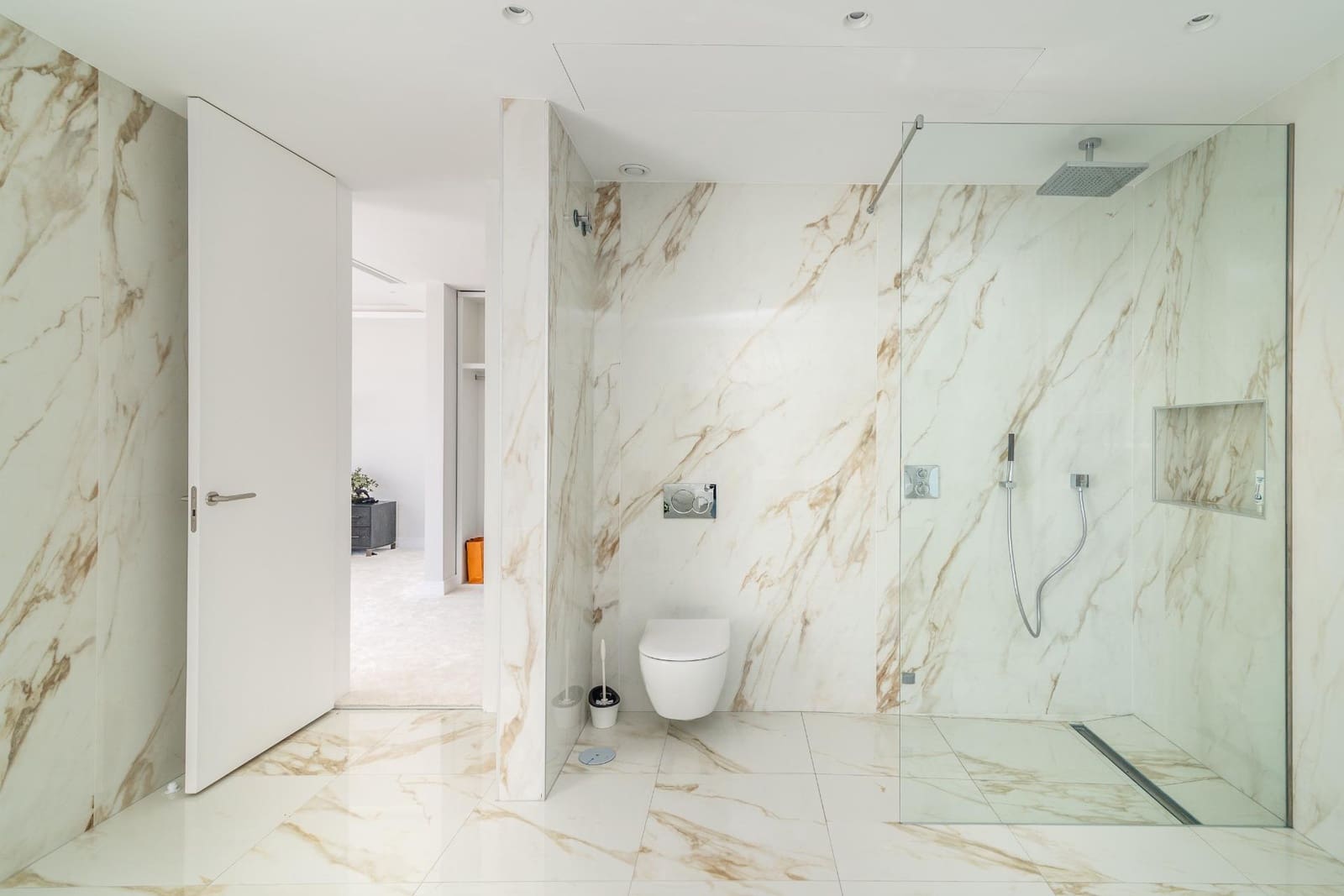 8 bedroom Villa for sale in Marbella with pool garage - € 7,900,000 (Ref: 7782744)