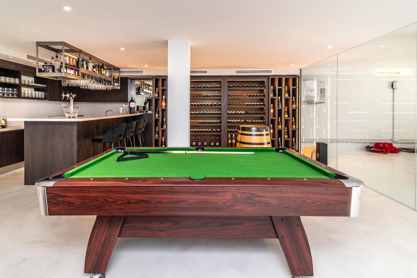 8 bedroom Villa for sale in Marbella with pool garage - € 7,900,000 (Ref: 7782744)