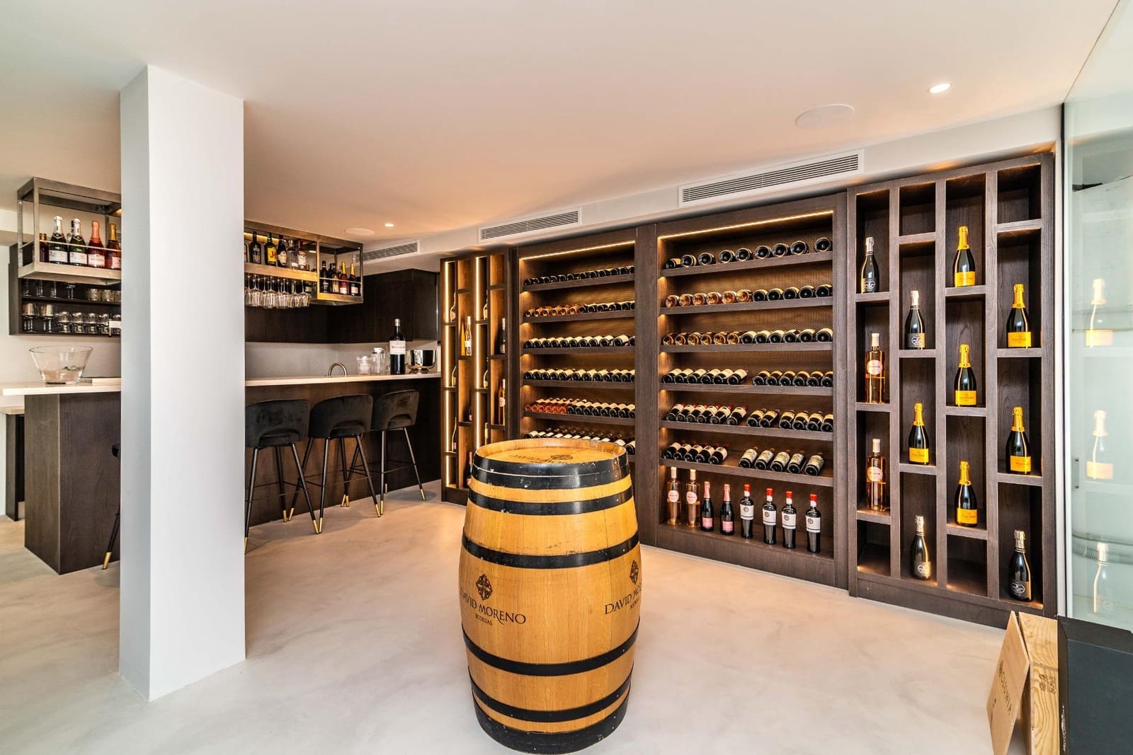 8 bedroom Villa for sale in Marbella with pool garage - € 7,900,000 (Ref: 7782744)