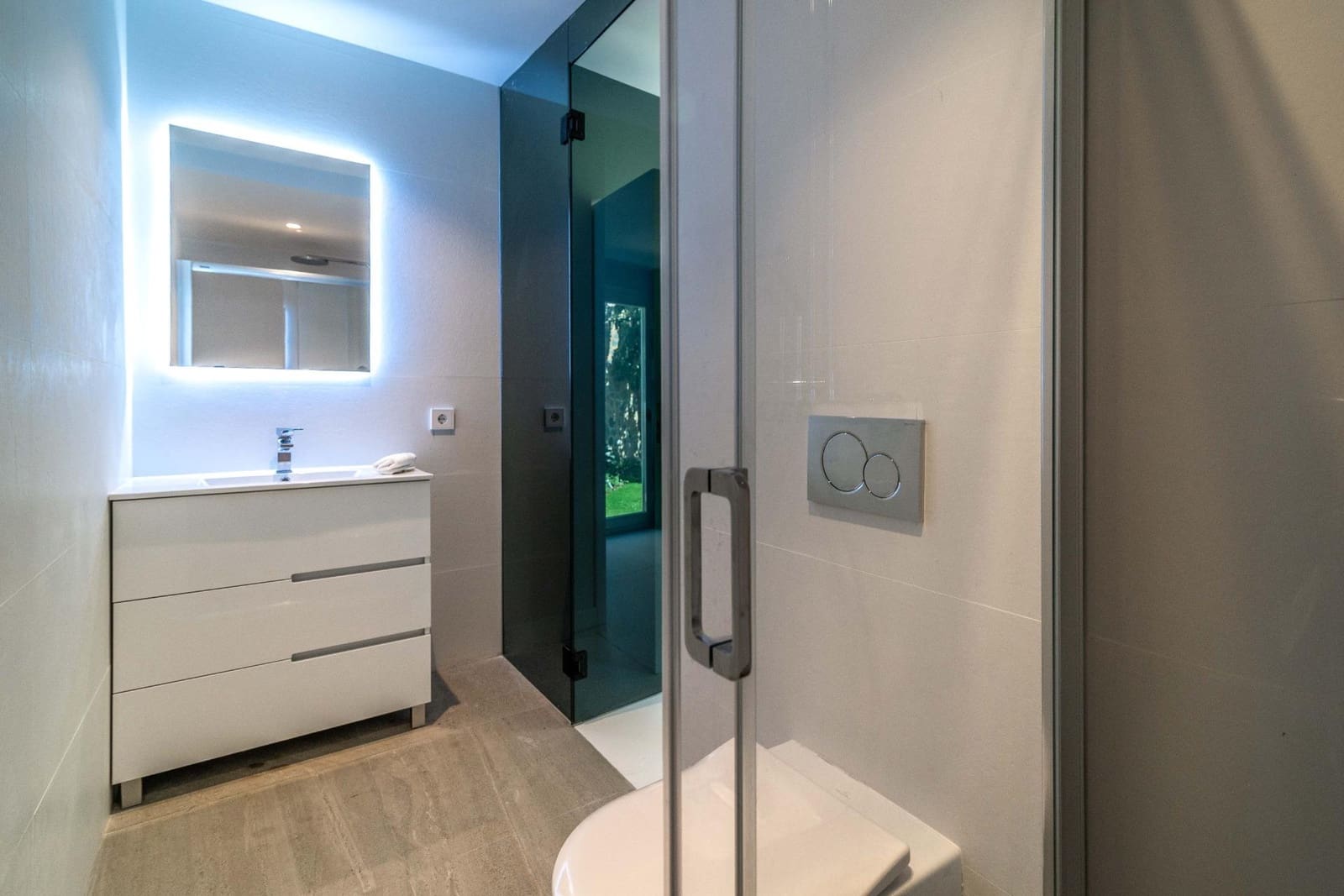 8 bedroom Villa for sale in Marbella with pool garage - € 7,900,000 (Ref: 7782744)