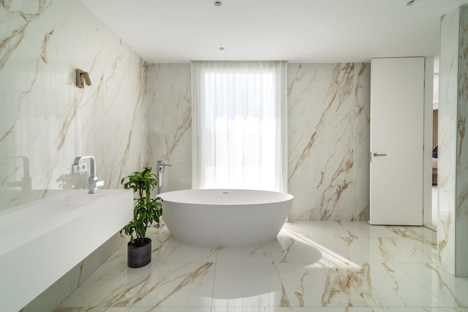 8 bedroom Villa for sale in Marbella with pool garage - € 7,900,000 (Ref: 7782744)