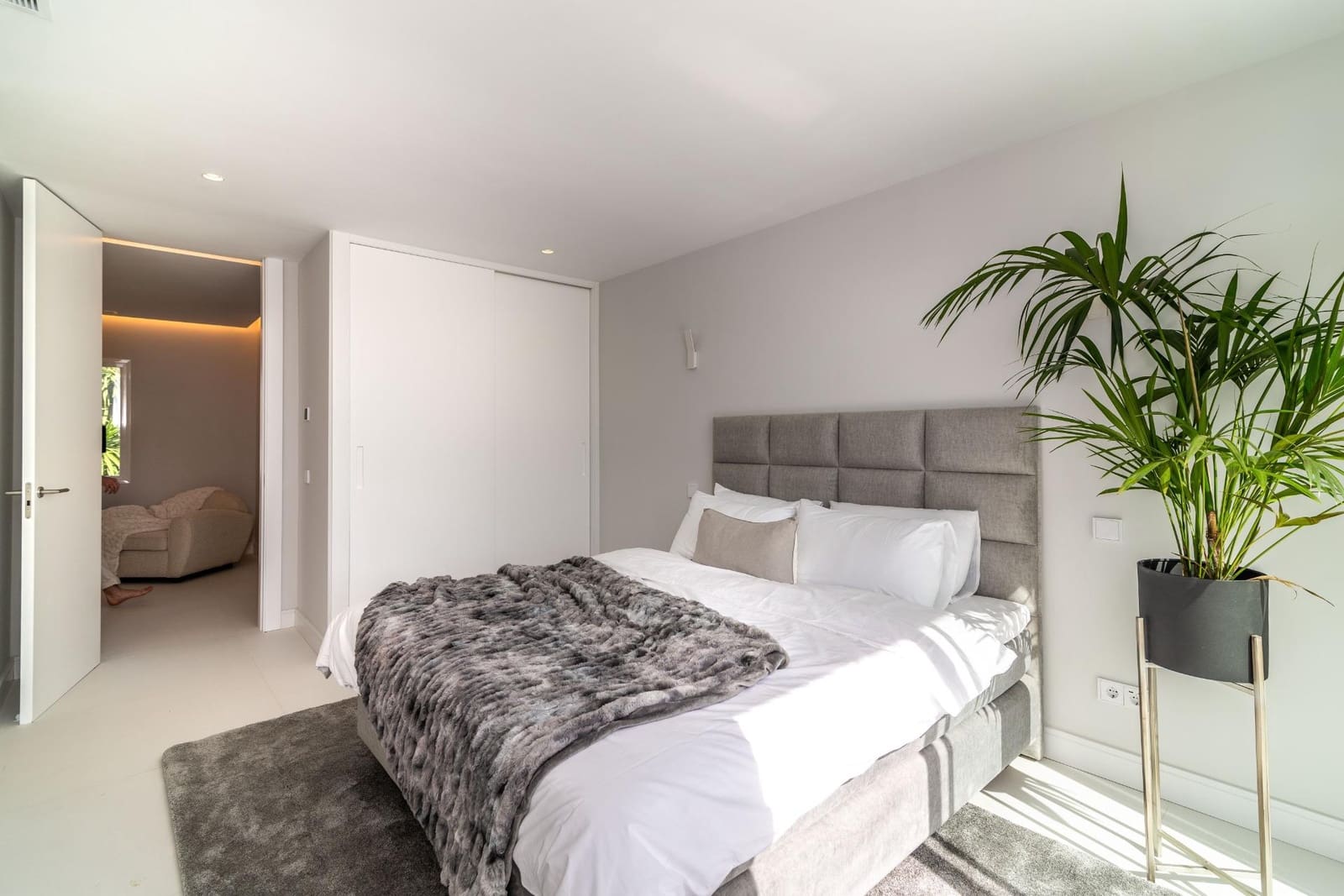 8 bedroom Villa for sale in Marbella with pool garage - € 7,900,000 (Ref: 7782744)