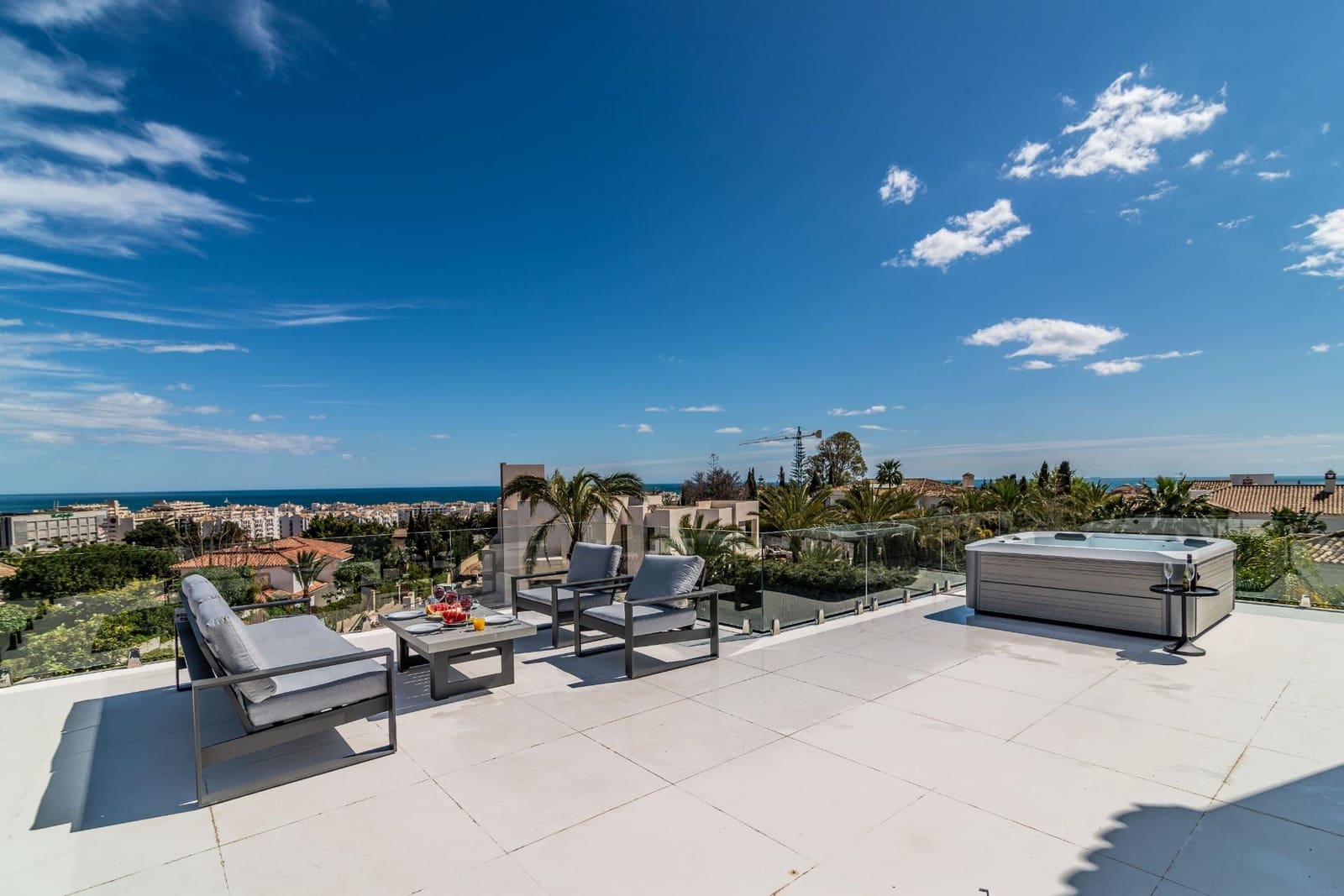 8 bedroom Villa for sale in Marbella with pool garage - € 7,900,000 (Ref: 7782744)