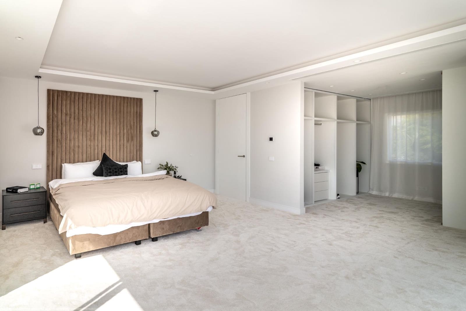 8 bedroom Villa for sale in Marbella with pool garage - € 7,900,000 (Ref: 7782744)