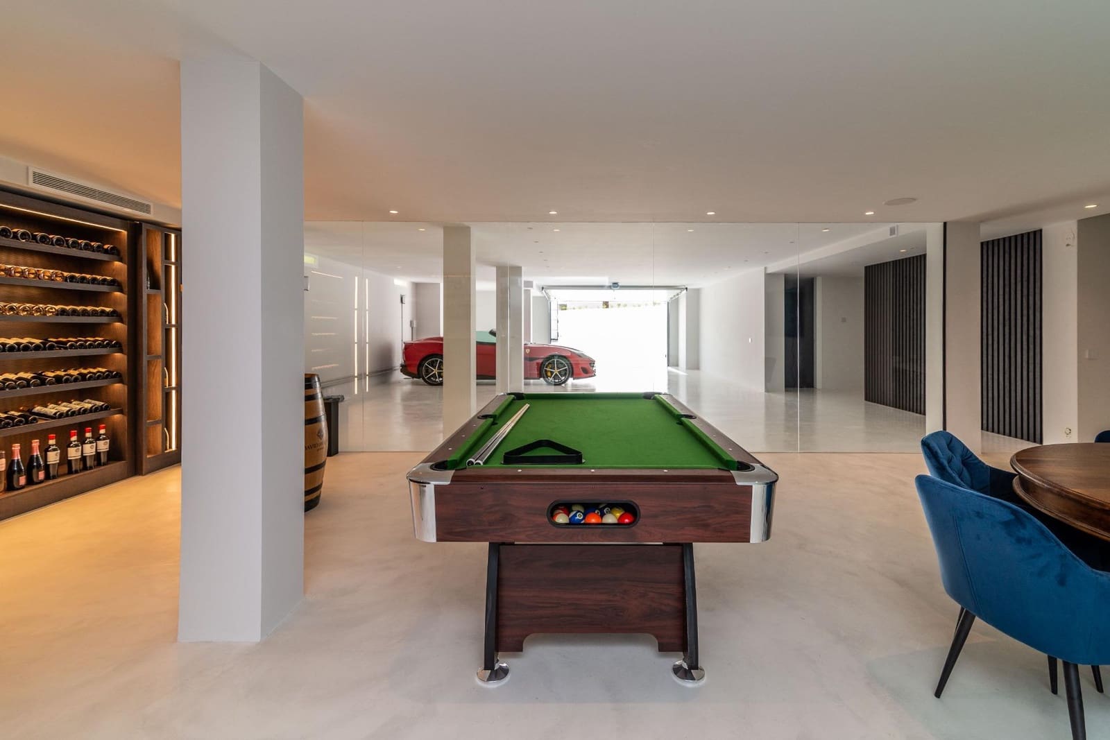 8 bedroom Villa for sale in Marbella with pool garage - € 7,900,000 (Ref: 7782744)