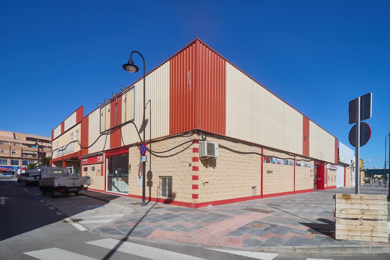 Firma/Unternehmen zu verkaufen in Las Lagunas de Mijas mit Garage - 950.000 € (Ref: 8133745)