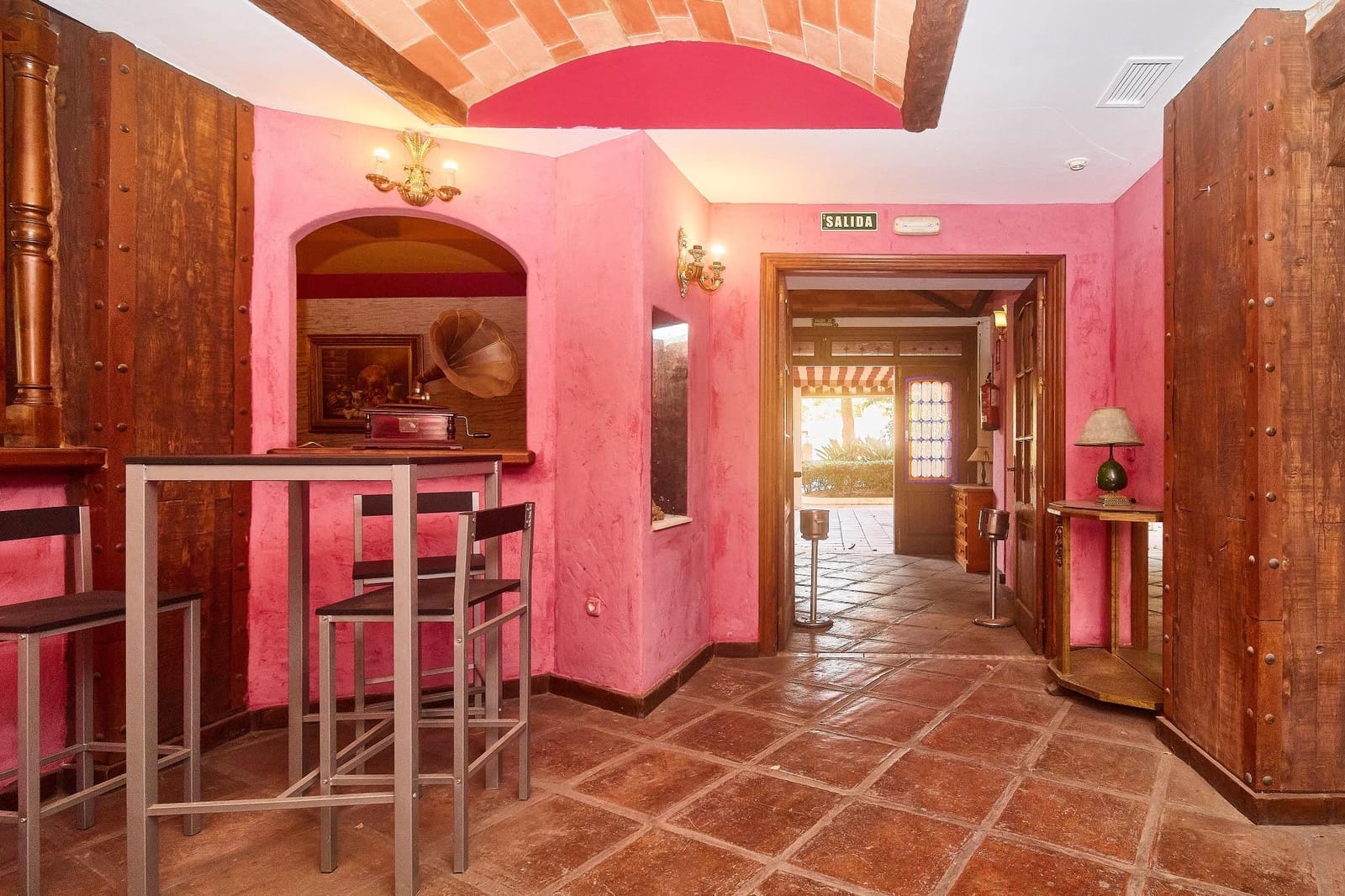 Företag till salu i Marbella - 550 000 € (Ref: 8577653)