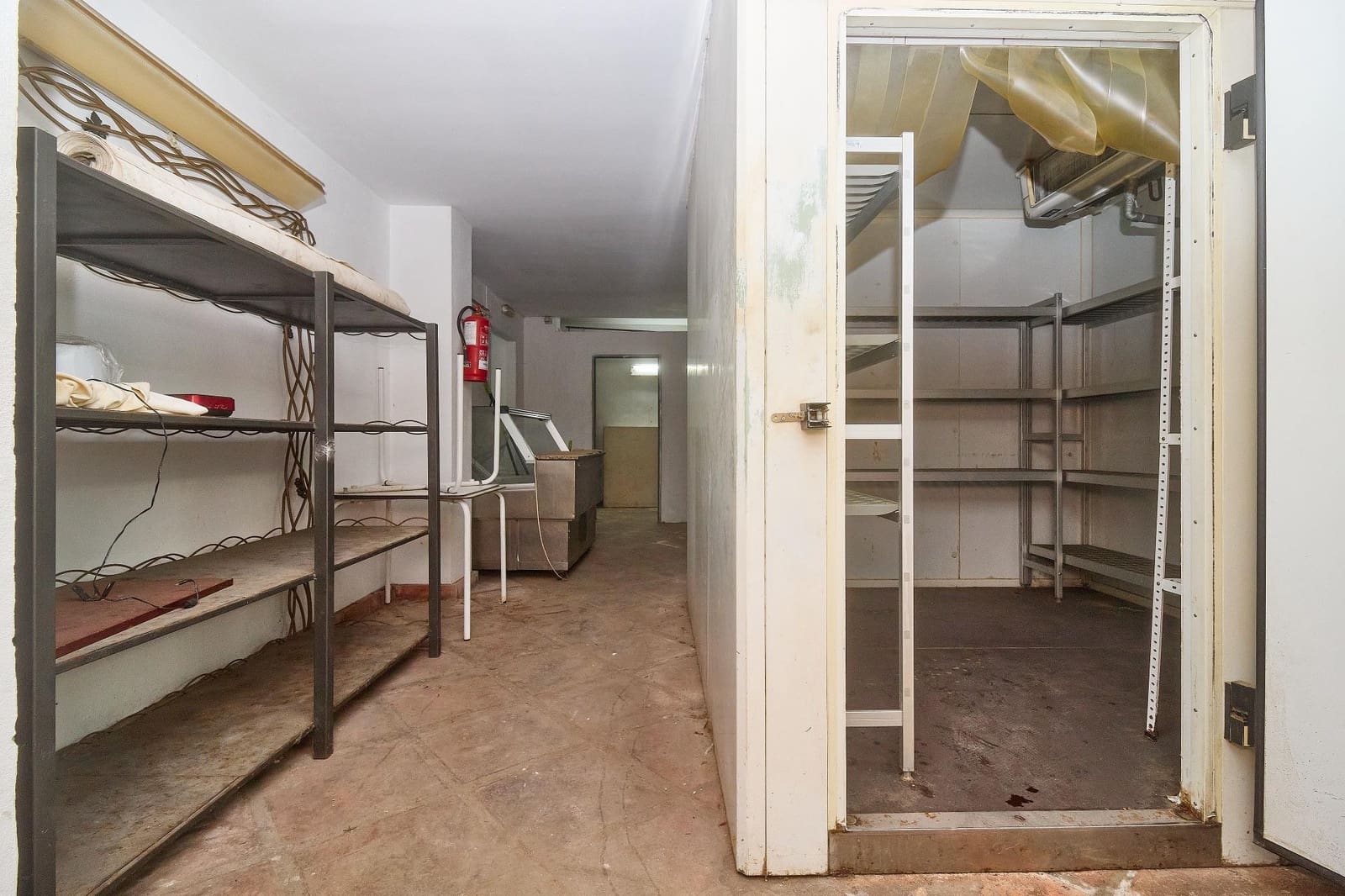 Företag till salu i Marbella - 550 000 € (Ref: 8577653)