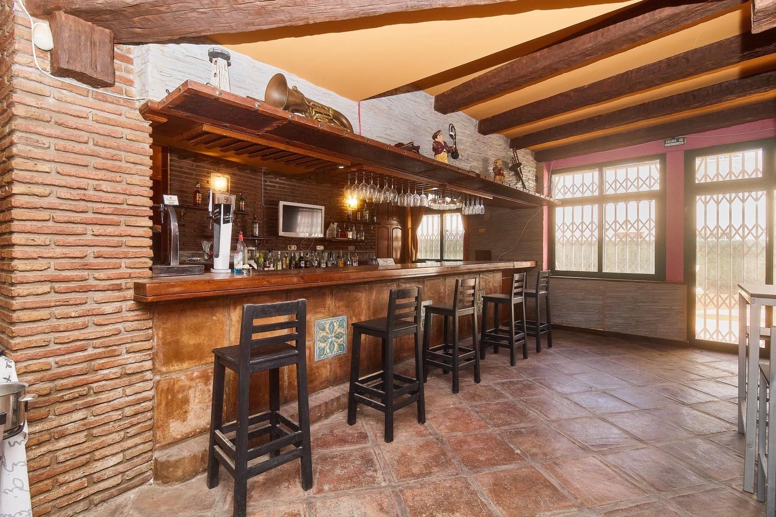 Företag till salu i Marbella - 550 000 € (Ref: 8577653)