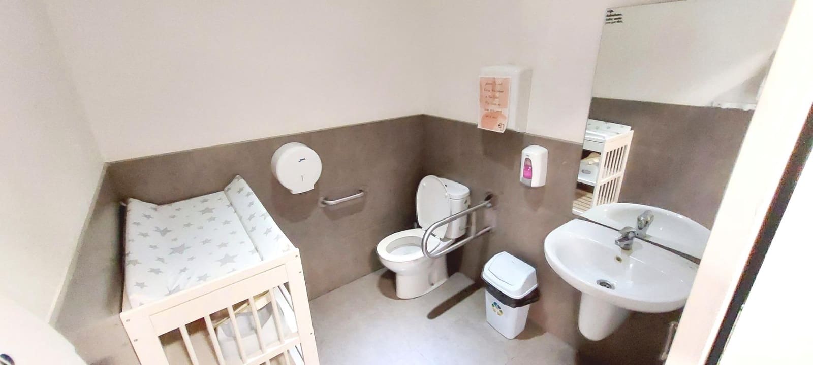 Komercyjne na sprzedaż w Fuengirola - 1 350 000 € (Ref: 8624195)