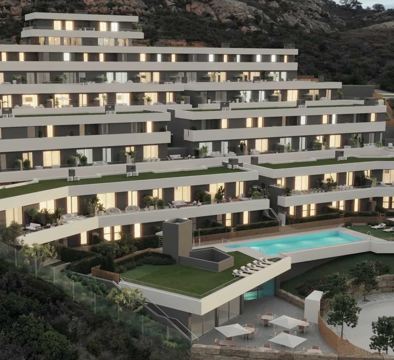 4 soverom Rekkehus til salgs i Manilva med svømmebasseng garasje - € 465 000 (Ref: 8662354)