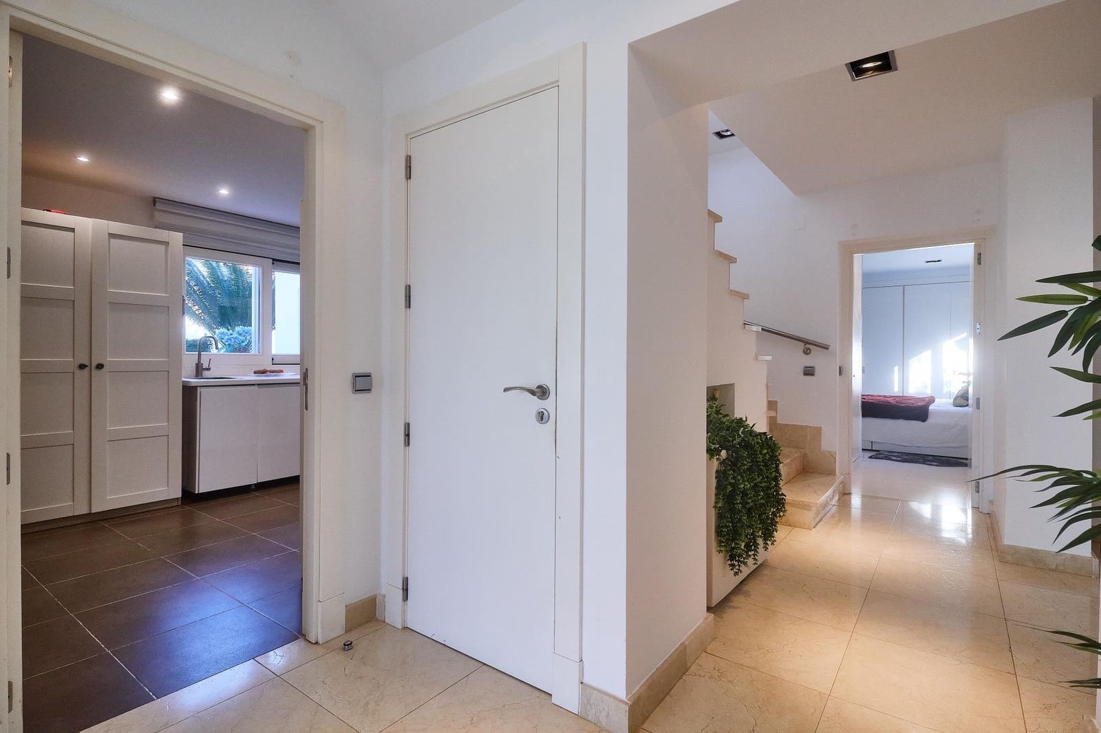 4 bedroom Villa for sale in Mijas with pool garage - € 899,000 (Ref: 8666662)