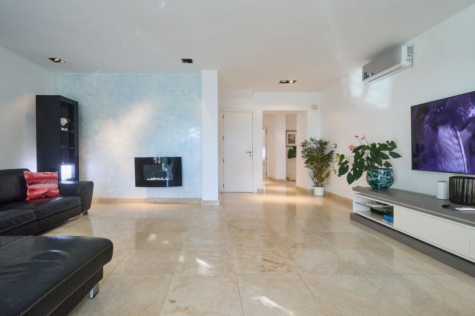 4 bedroom Villa for sale in Mijas with pool garage - € 899,000 (Ref: 8666662)