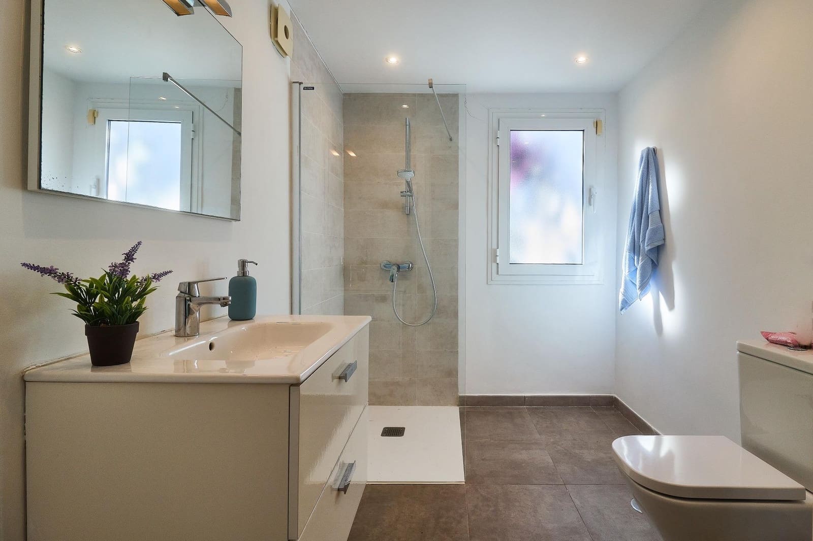 4 bedroom Villa for sale in Mijas with pool garage - € 899,000 (Ref: 8666662)