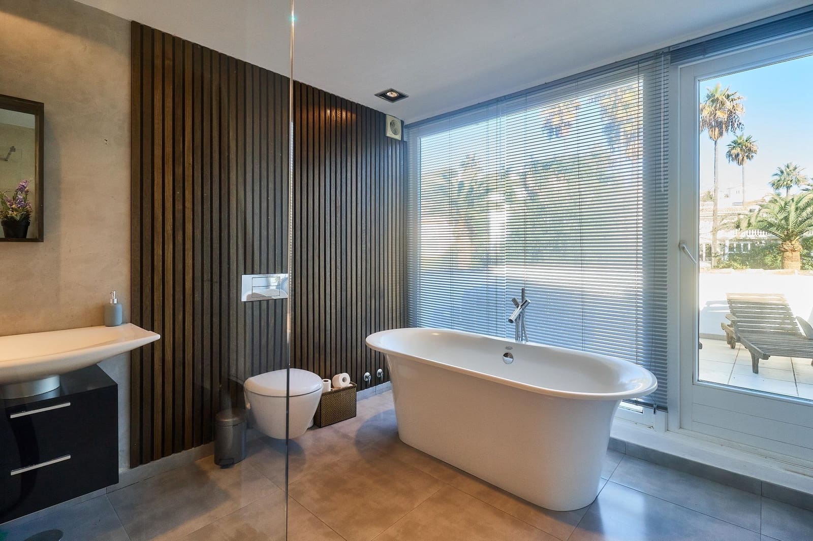 4 bedroom Villa for sale in Mijas with pool garage - € 899,000 (Ref: 8666662)