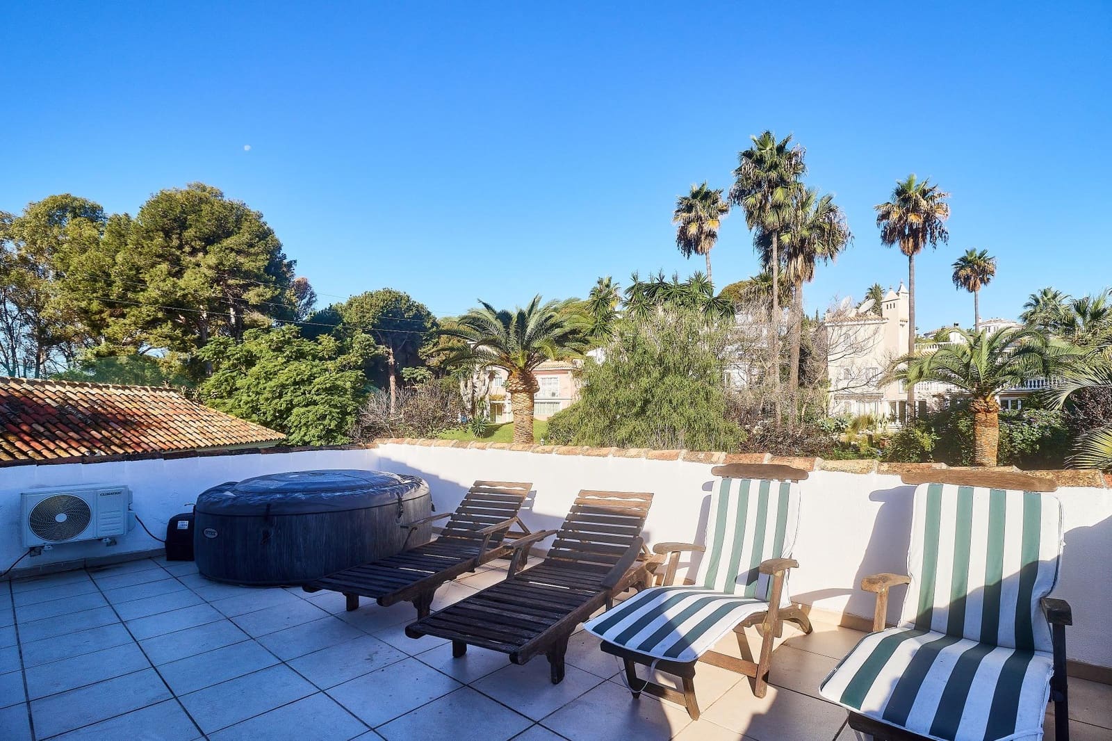 4 bedroom Villa for sale in Mijas with pool garage - € 899,000 (Ref: 8666662)